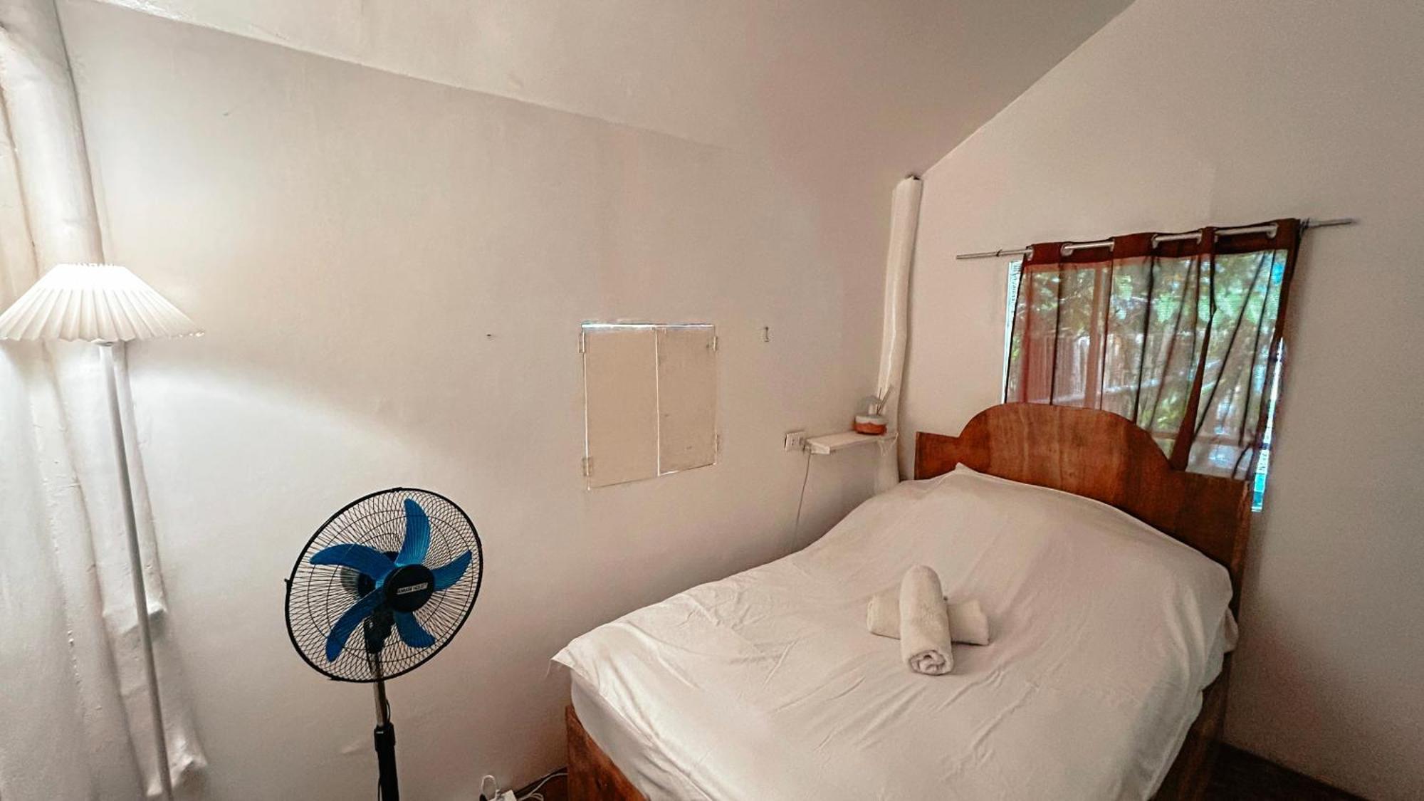 Islo Hut Kaliwa Hotel General Luna  Bagian luar foto