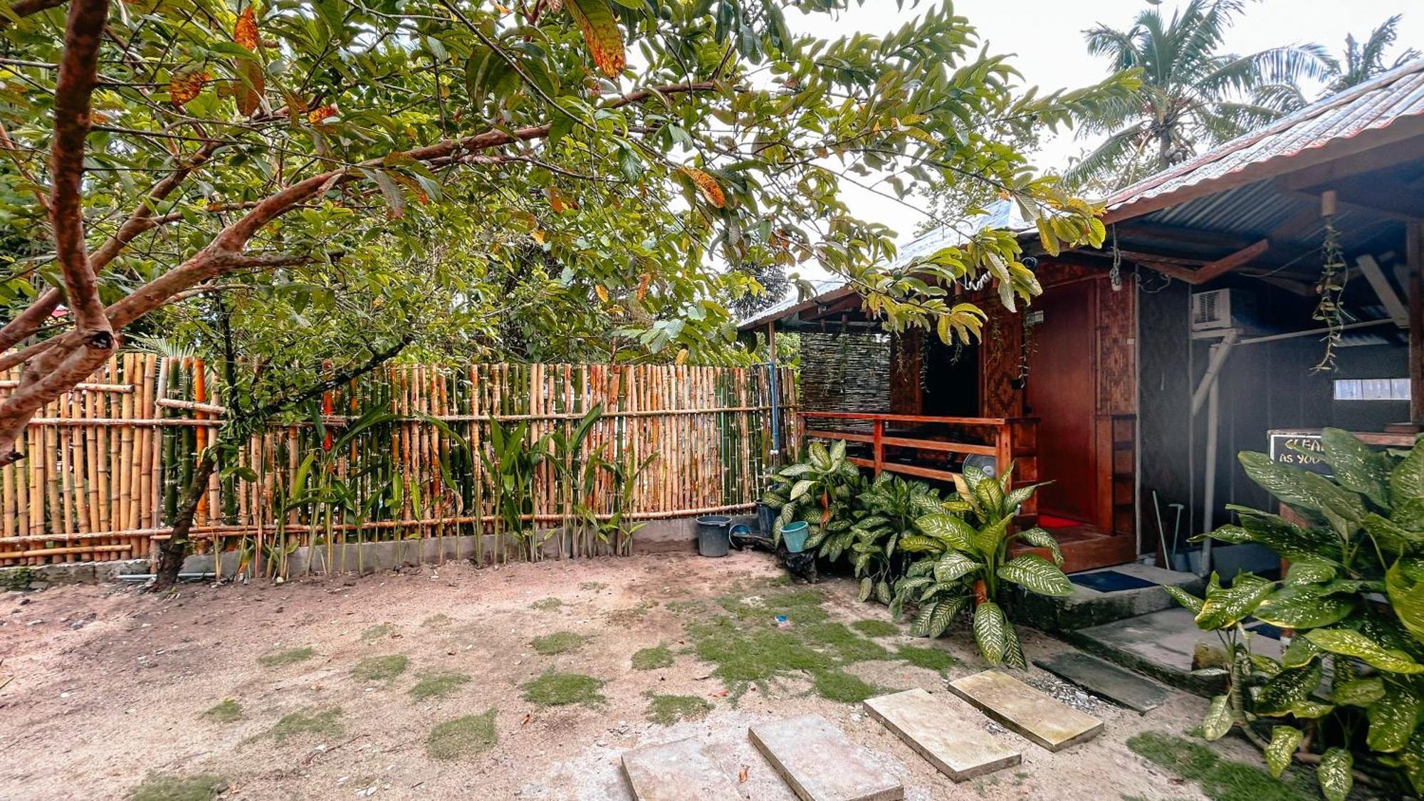 Islo Hut Kaliwa Hotel General Luna  Bagian luar foto